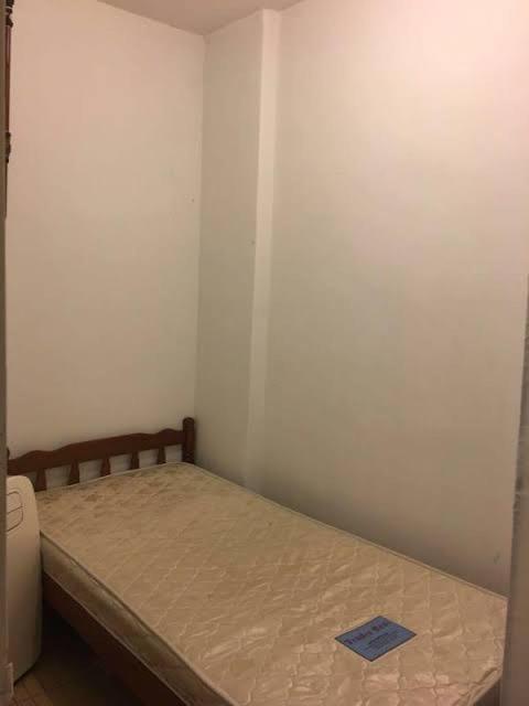 Lonsdale St, Melbourne Vic Apartment — Photos 1